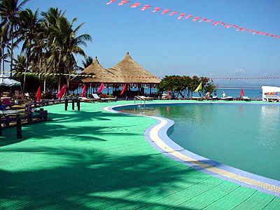 海南旅游跟团游|蜈支洲岛+夜游三亚鹿回头风景区+大小东海+三亚湾+南山佛教文化苑+天涯海角+海南槟榔谷黎苗文化旅游区+亚龙湾爱立方滨海乐园+图腾文化广场5日游