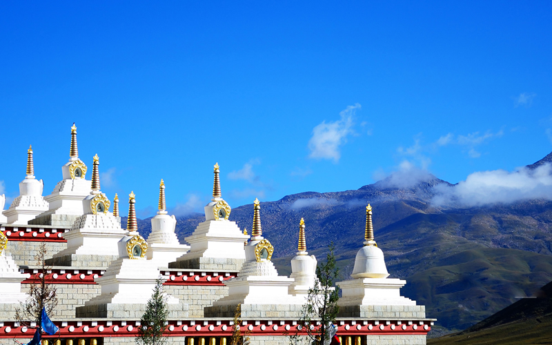 昆明-石林-楚雄-大理-丽江-玉龙雪山-香格里拉高品8日游